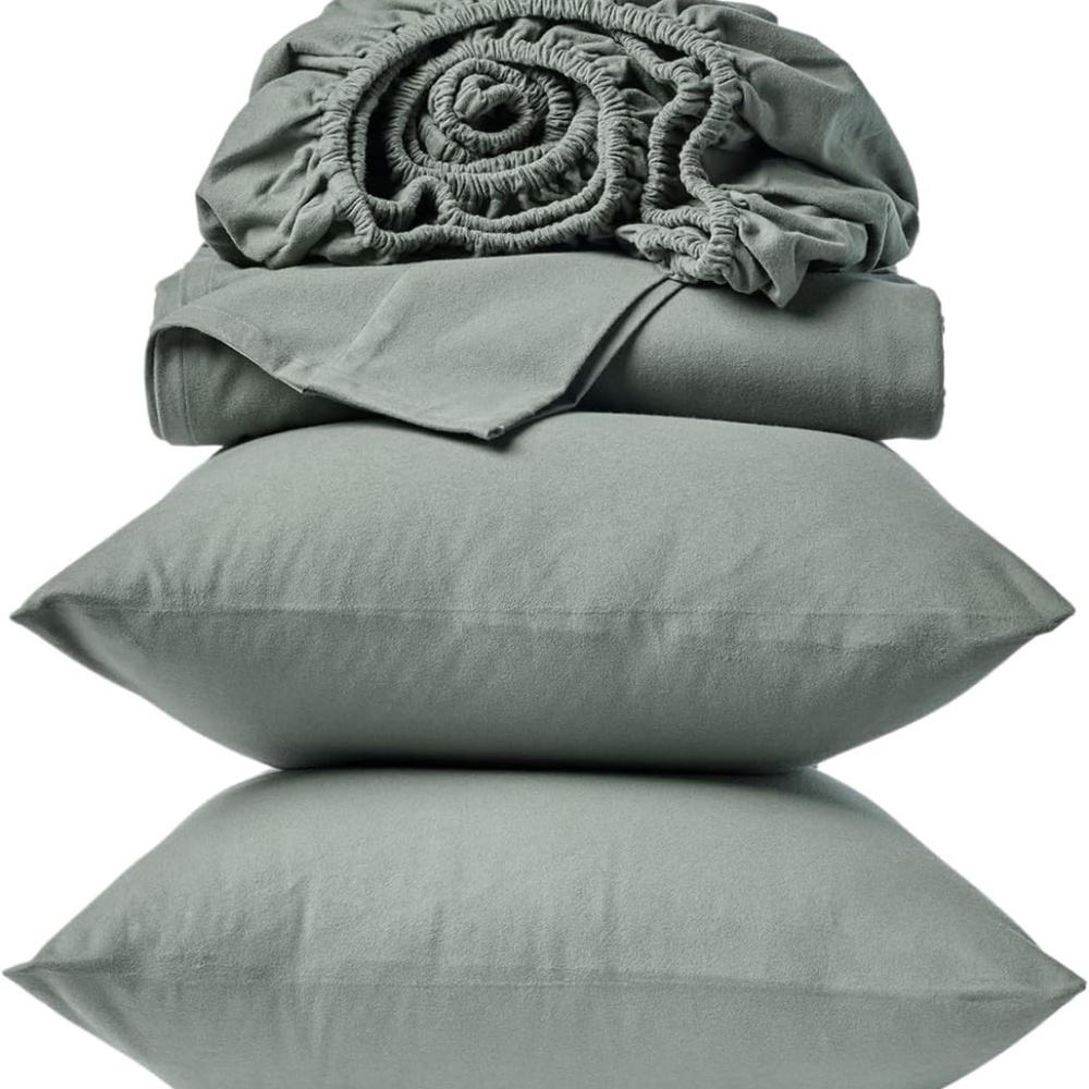 Coyuchi Cloud Brushed Organic Flannel Sheet Set, Cypress (California King)